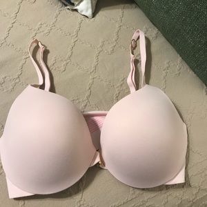 Victorias Secret Bra. Like New. Worn once. Size 32D